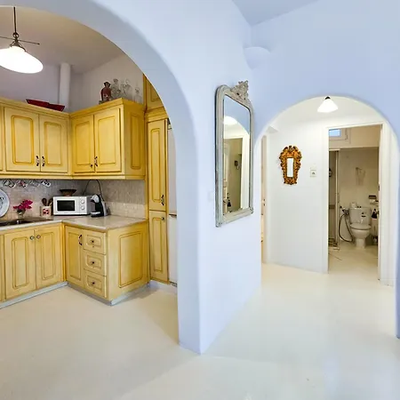 Nikis Town Apartman *