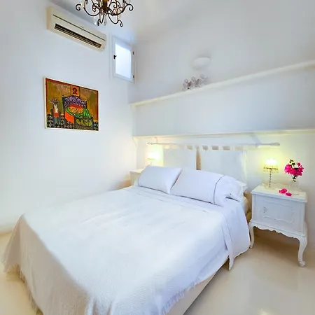 Nikis Town Apartment *