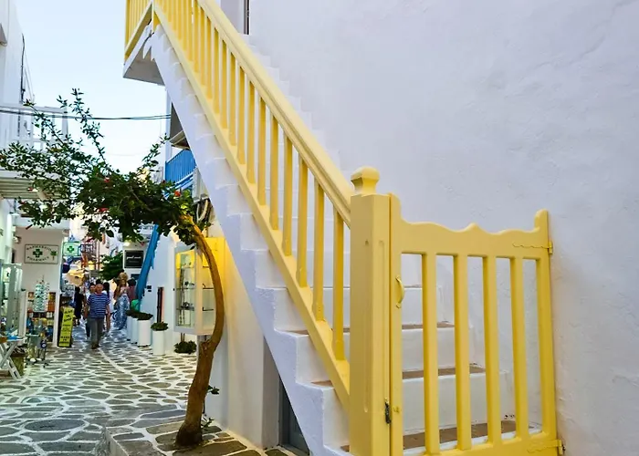 Nikis Town דירה *